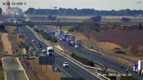Un herido grave y 24 leves en el accidente de un autobús que .
